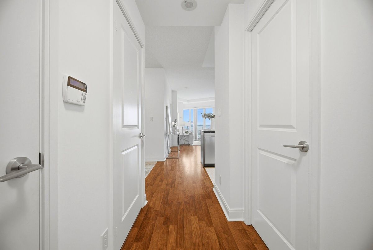 50 Absolute Avenue Mississauga 50 Absolute Avenue Mississauga
