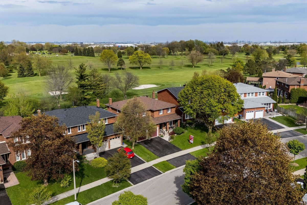 19 Mossbank Drive Brampton 19 Mossbank Drive Brampton