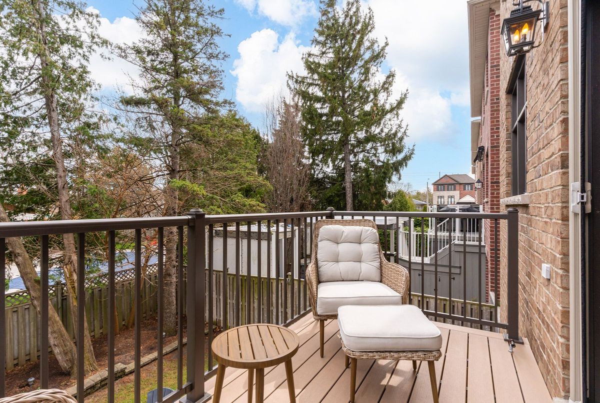 1842 Pagehurst Avenue Mississauga 1842 Pagehurst Avenue Mississauga