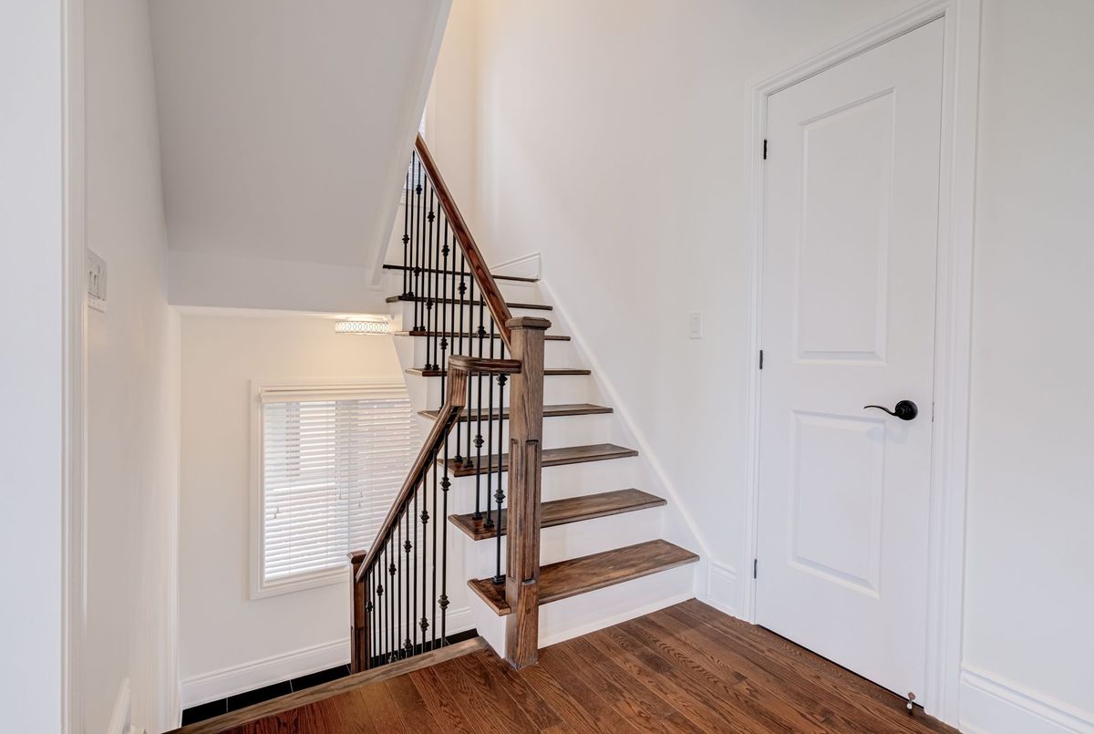 1842 Pagehurst Avenue Mississauga 1842 Pagehurst Avenue Mississauga