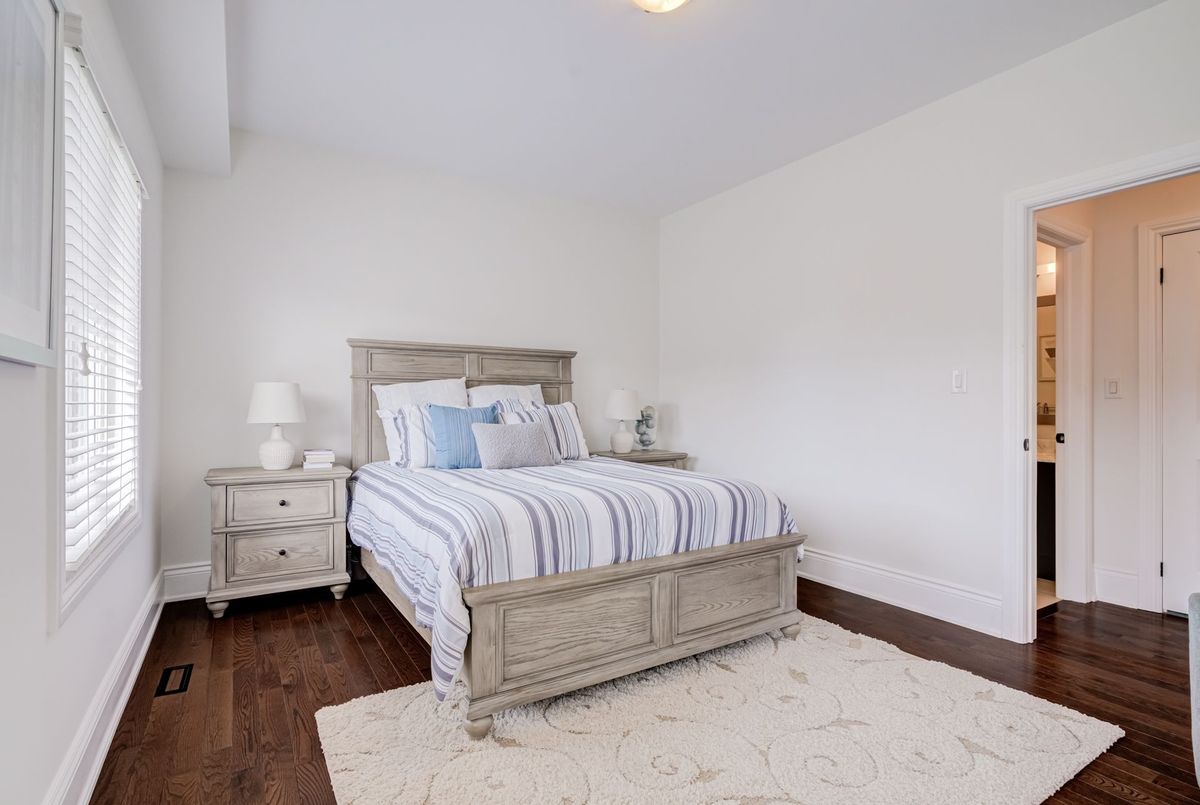 1842 Pagehurst Avenue Mississauga 1842 Pagehurst Avenue Mississauga