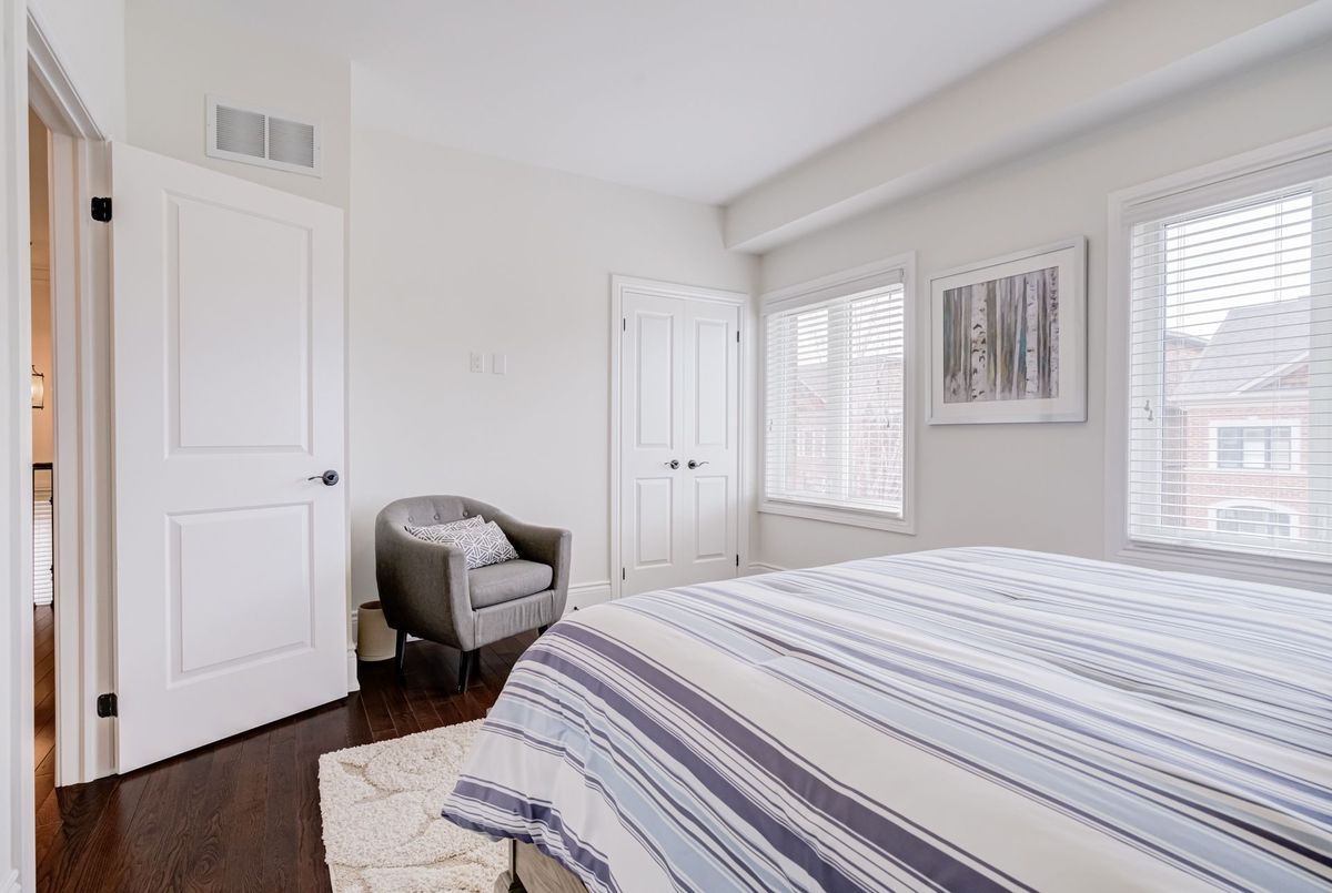1842 Pagehurst Avenue Mississauga 1842 Pagehurst Avenue Mississauga