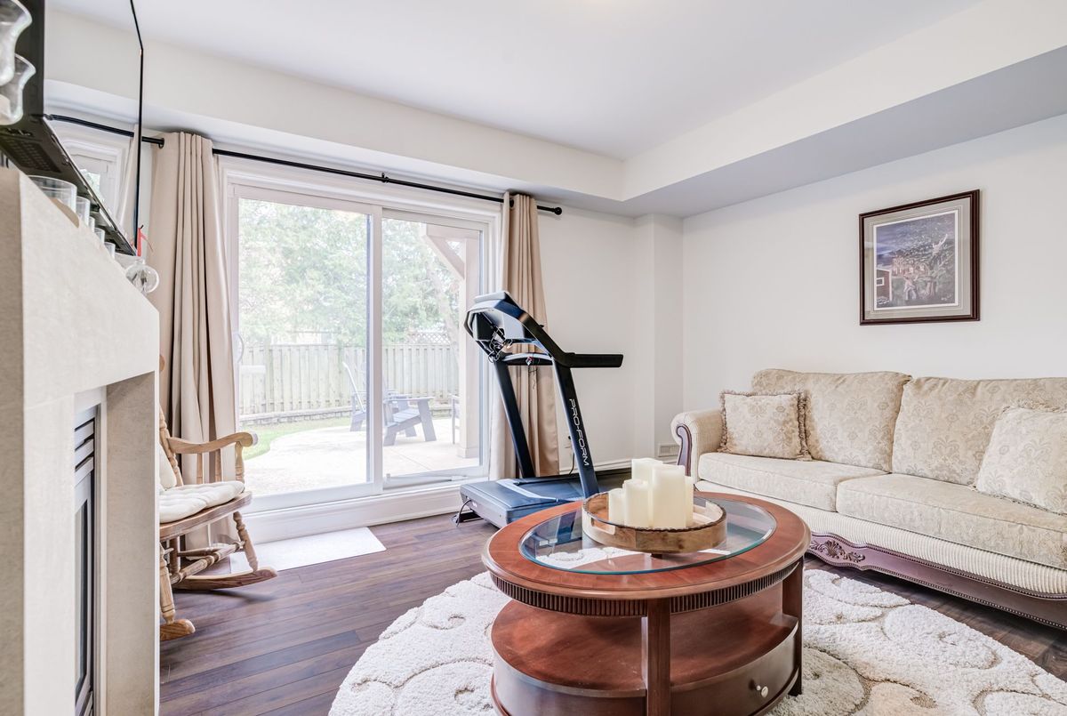1842 Pagehurst Avenue Mississauga 1842 Pagehurst Avenue Mississauga