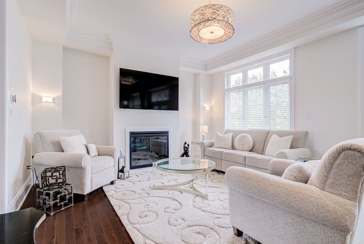 1842 Pagehurst Avenue Mississauga 1842 Pagehurst Avenue Mississauga
