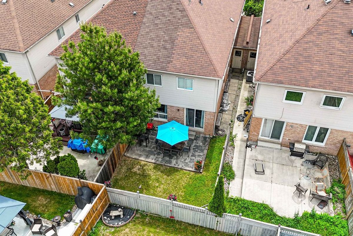 102 Clover Bloom Road Brampton 102 Clover Bloom Road Brampton