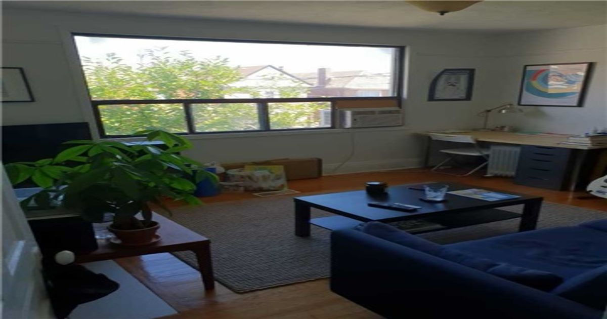 1180 Dufferin St Toronto
