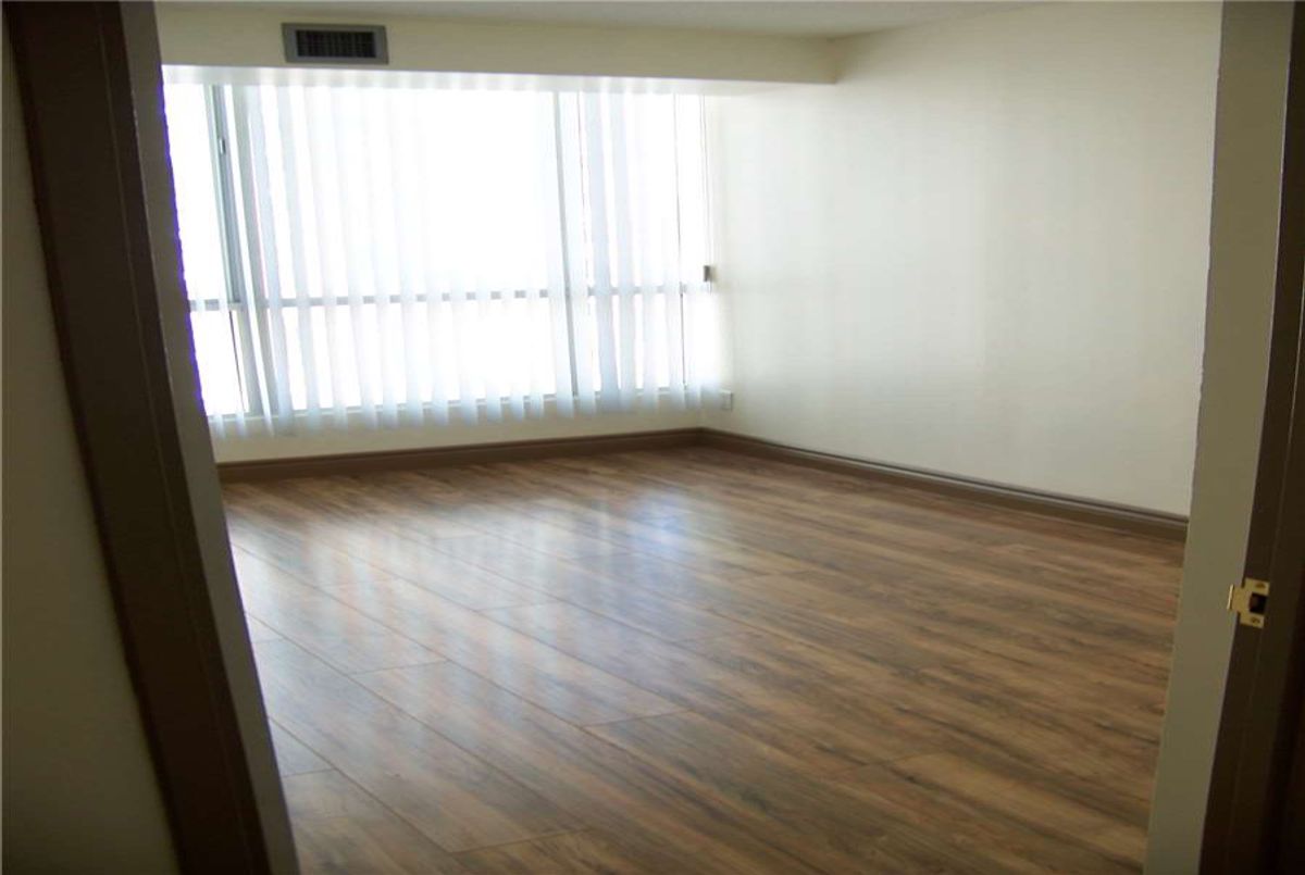 145 Hillcrest Ave Mississauga 145 Hillcrest Ave Mississauga