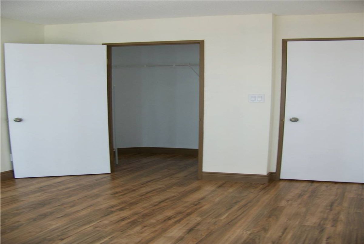 145 Hillcrest Ave Mississauga 145 Hillcrest Ave Mississauga