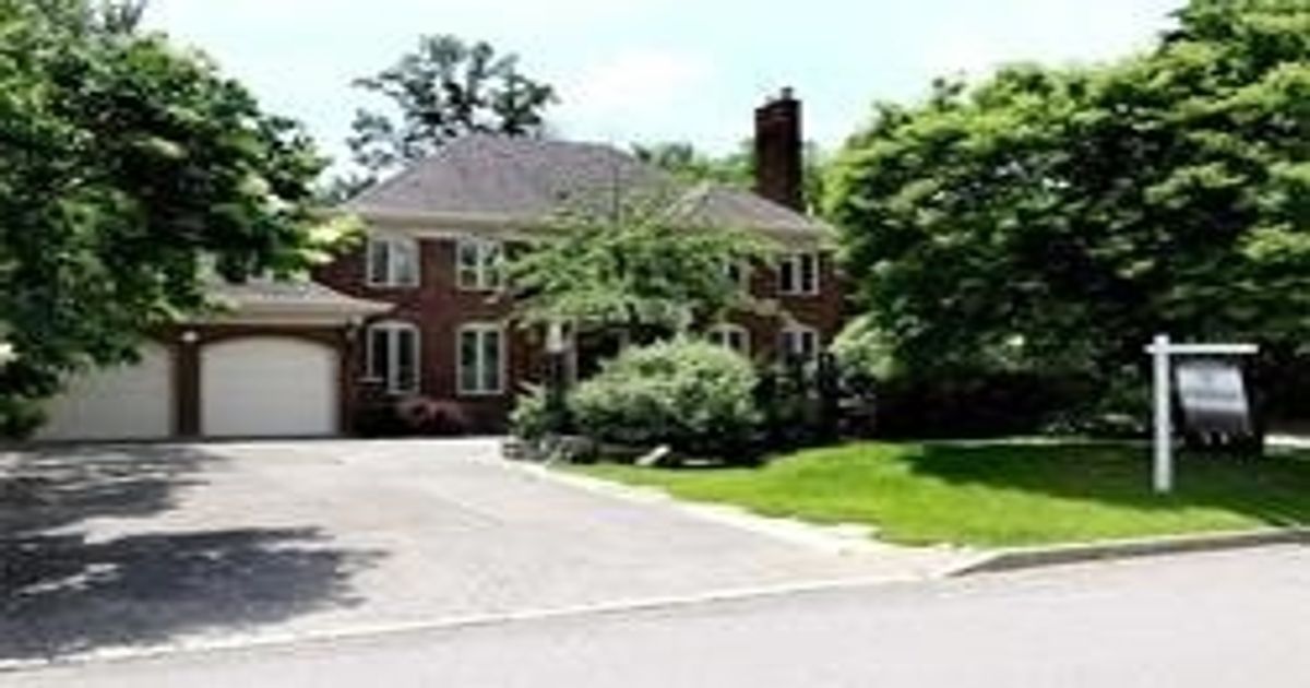 2278 Shawanaga Tr Mississauga