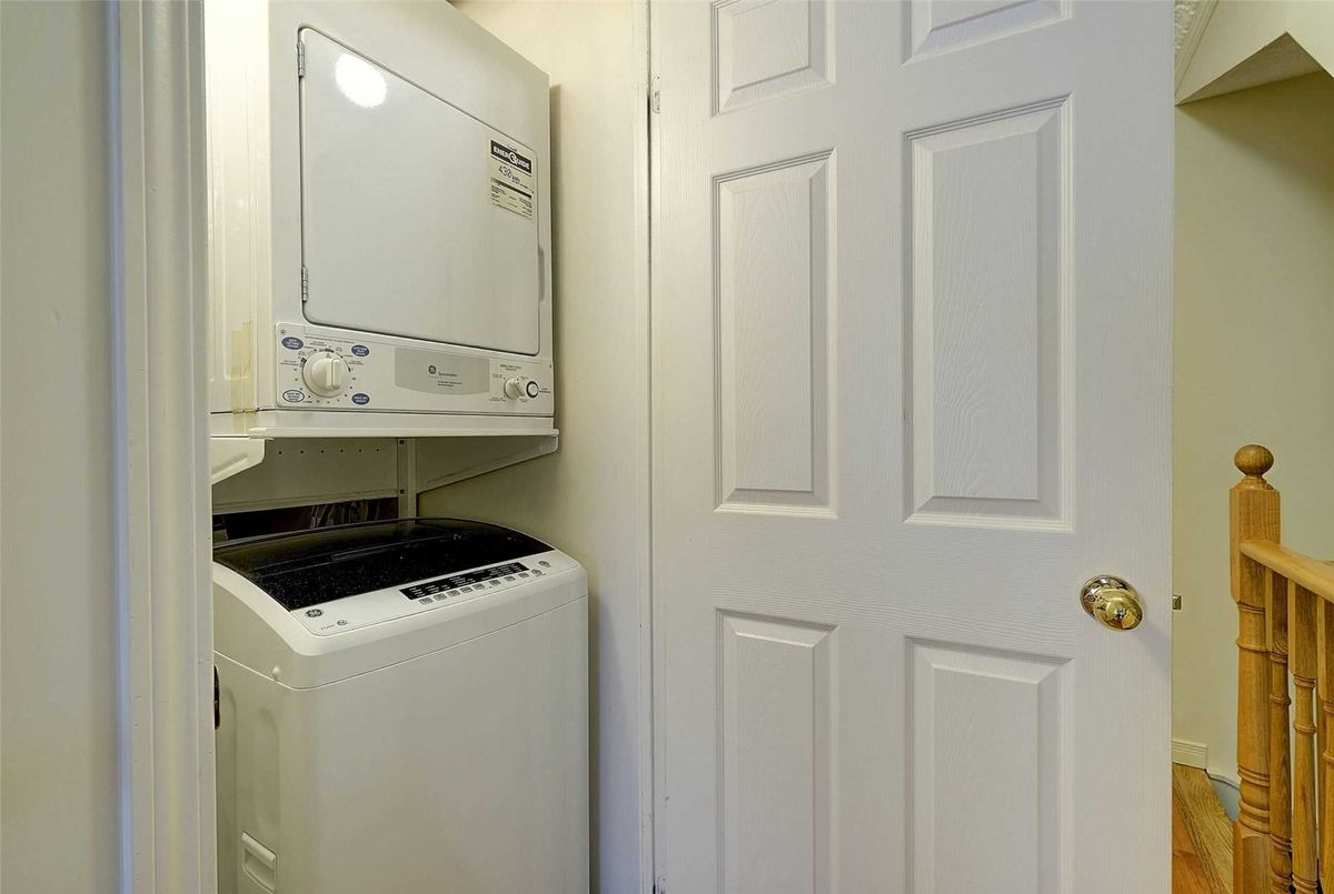 37 Four Winds Dr Toronto 37 Four Winds Dr Toronto