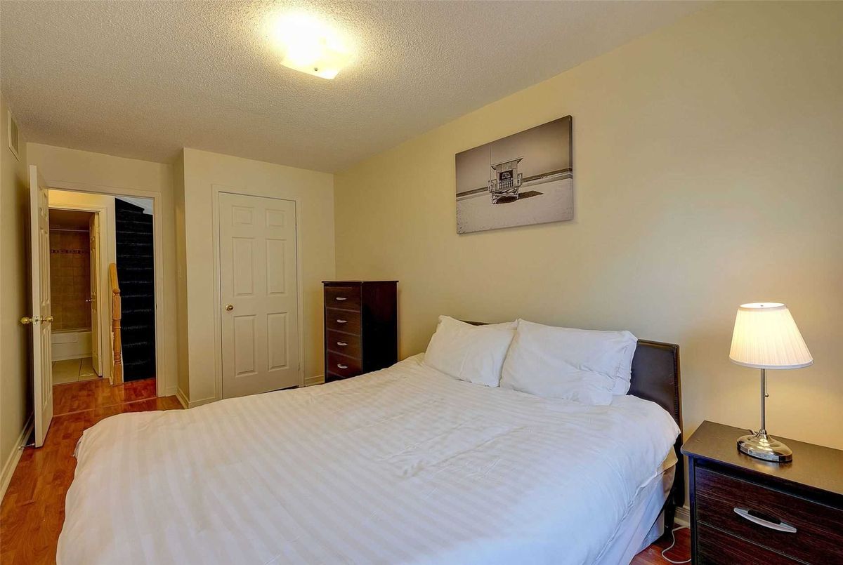 37 Four Winds Dr Toronto 37 Four Winds Dr Toronto