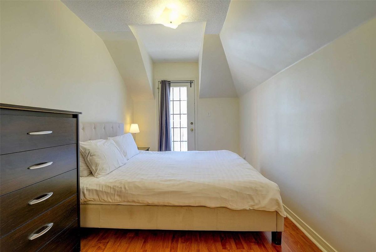 37 Four Winds Dr Toronto 37 Four Winds Dr Toronto