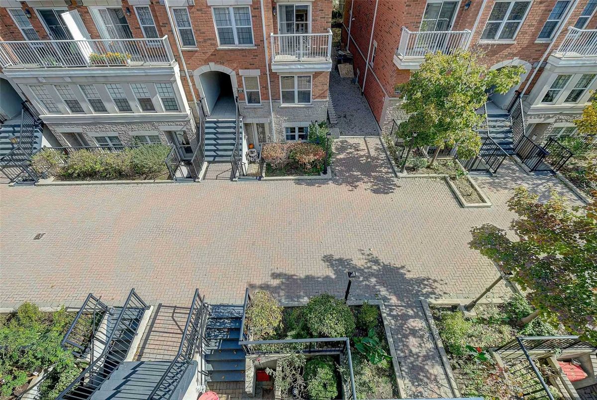 37 Four Winds Dr Toronto 37 Four Winds Dr Toronto