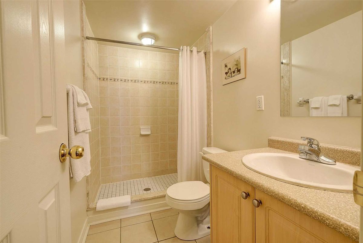 37 Four Winds Dr Toronto 37 Four Winds Dr Toronto