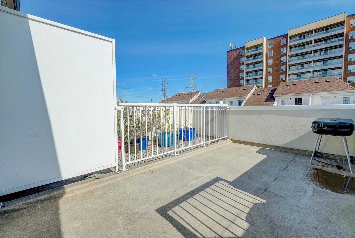 37 Four Winds Dr Toronto 37 Four Winds Dr Toronto