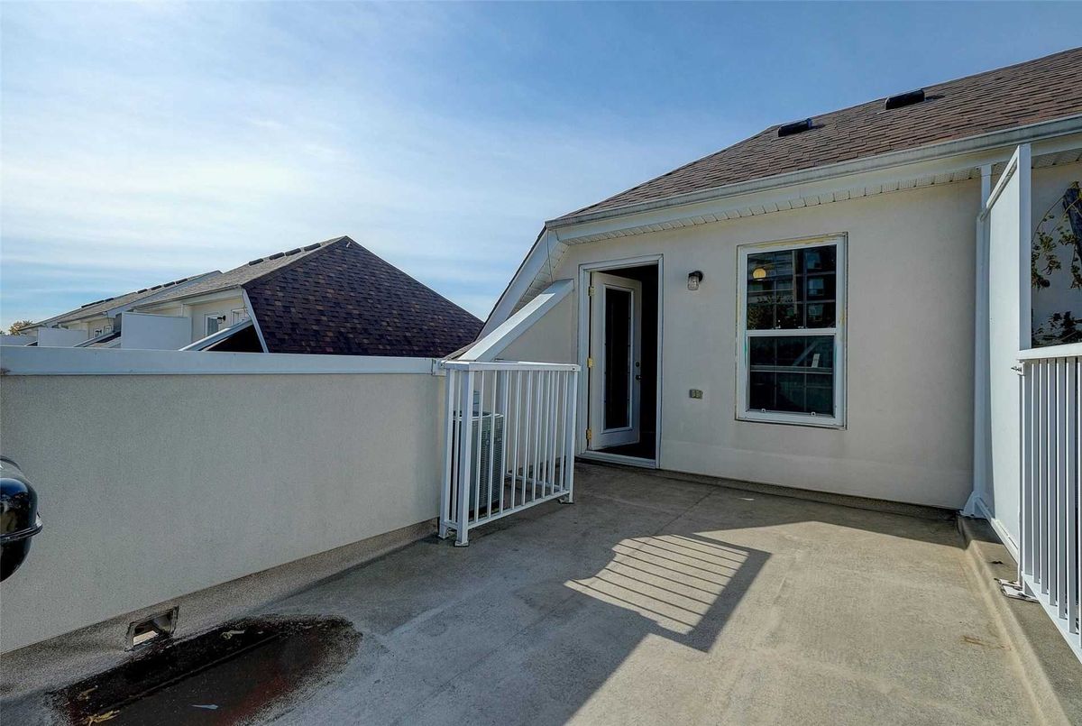 37 Four Winds Dr Toronto 37 Four Winds Dr Toronto