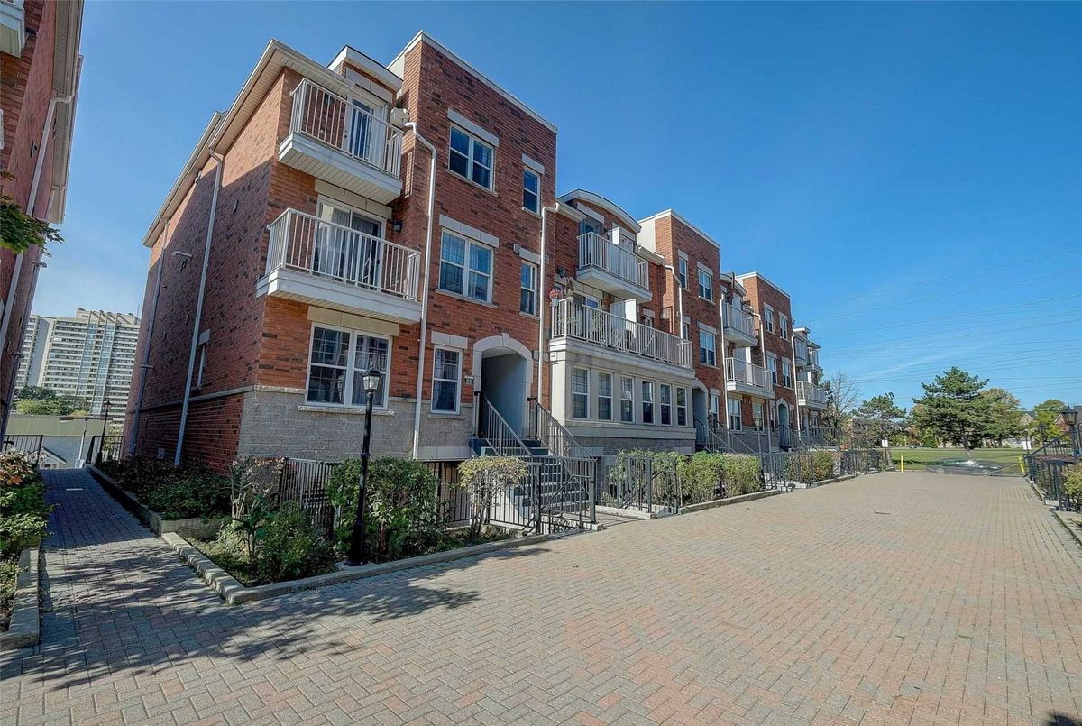 37 Four Winds Dr Toronto 37 Four Winds Dr Toronto