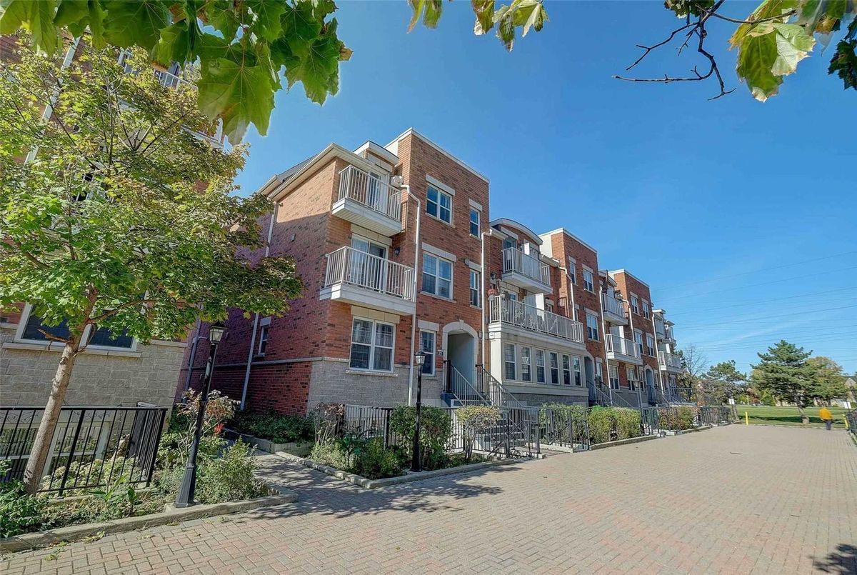 37 Four Winds Dr Toronto 37 Four Winds Dr Toronto