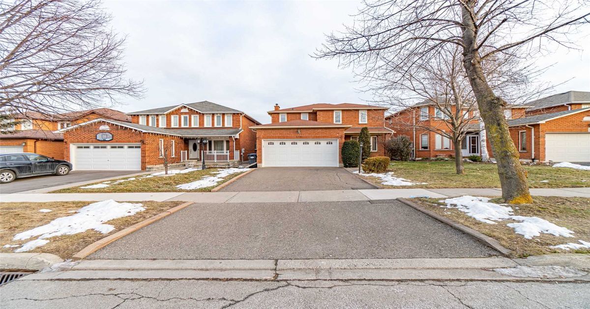 114 Candy Cres Brampton