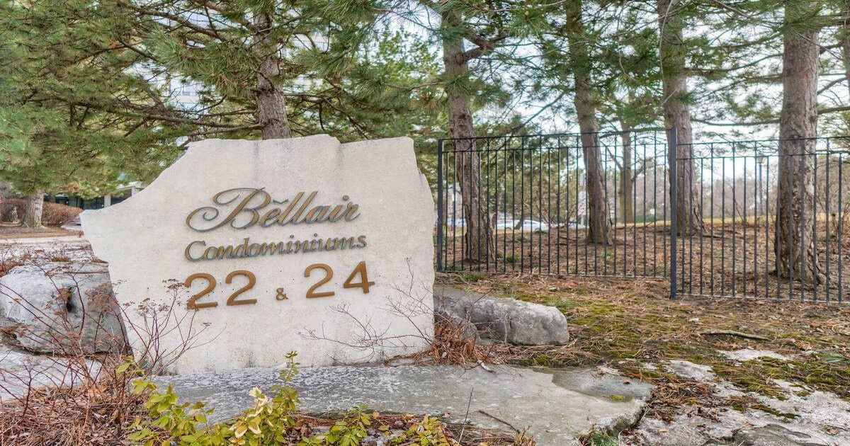 24 Hanover Rd Brampton
