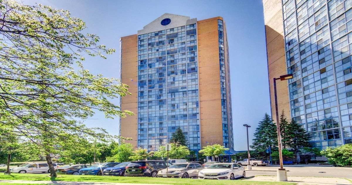 25 Trailwood Dr Mississauga