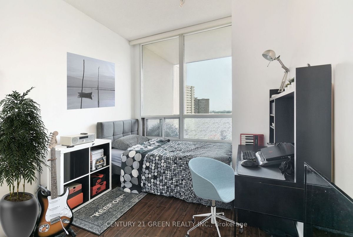 3504 Hurontario St Mississauga 3504 Hurontario St Mississauga