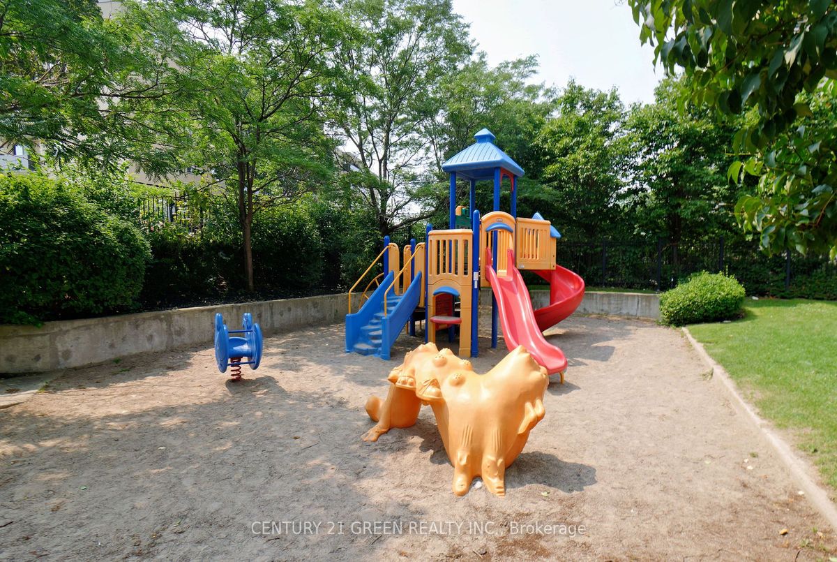 3504 Hurontario St Mississauga 3504 Hurontario St Mississauga