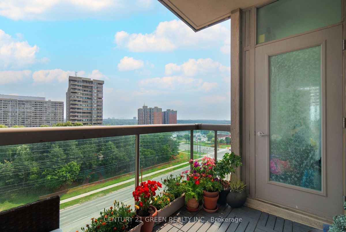 3504 Hurontario St Mississauga 3504 Hurontario St Mississauga