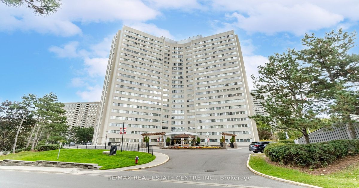 3695 Kaneff Cres Mississauga