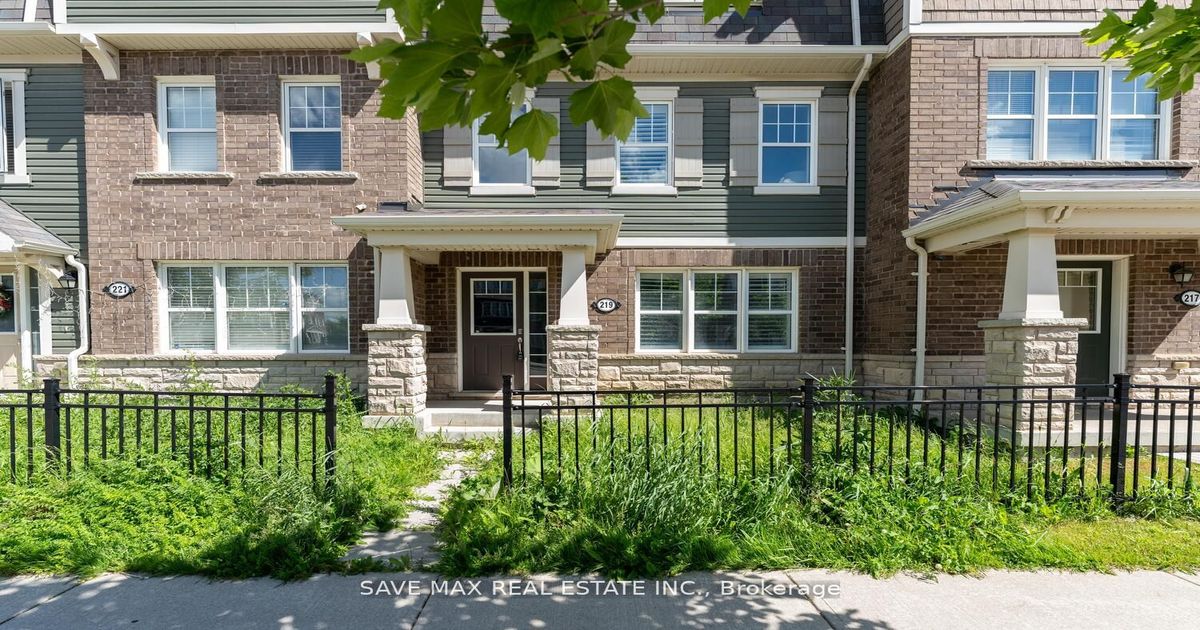 219 Remembrance Rd Brampton