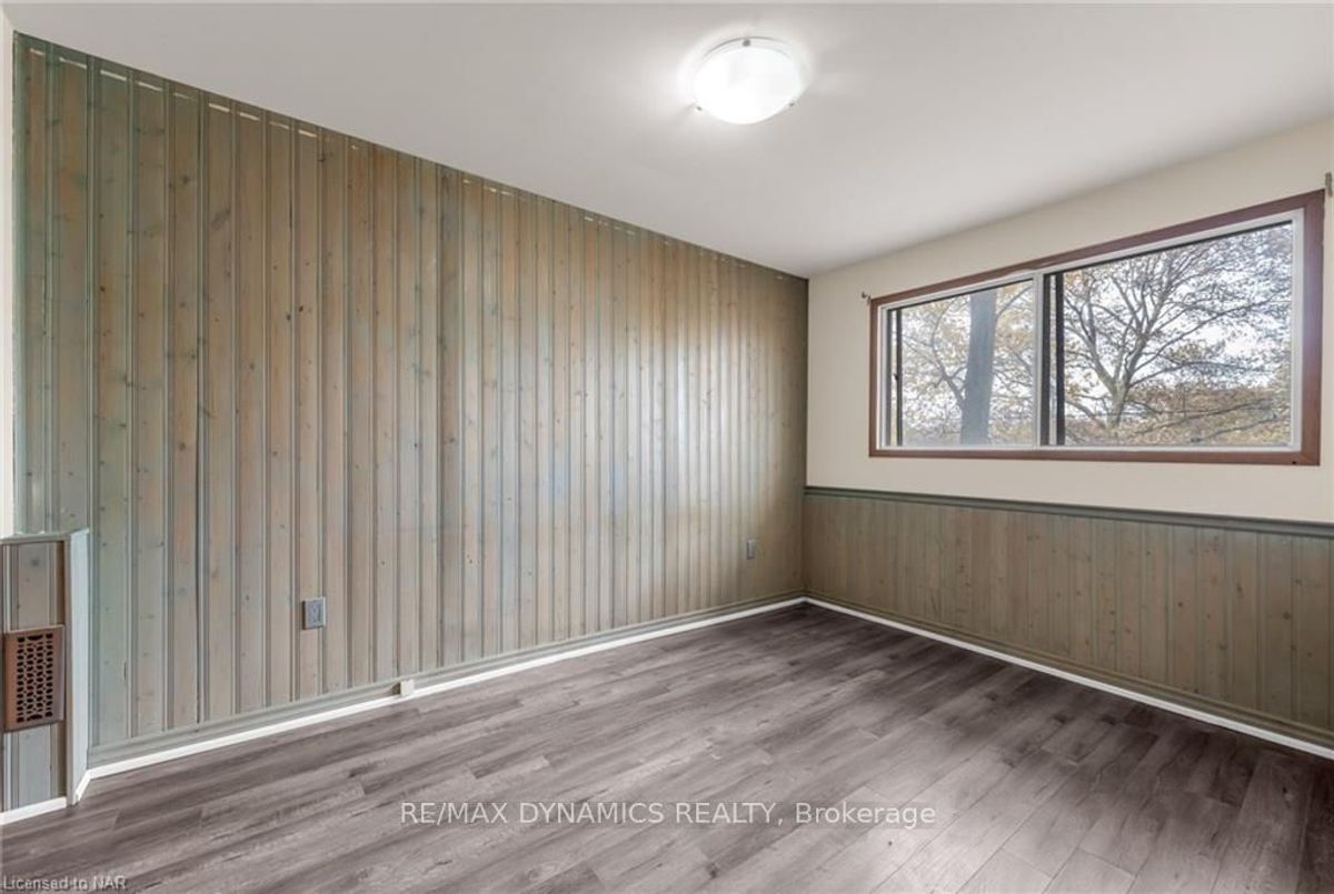 160 WOODSIDE Dr St. Catharines 160 WOODSIDE Dr St. Catharines