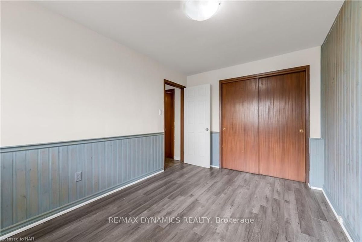 160 WOODSIDE Dr St. Catharines 160 WOODSIDE Dr St. Catharines