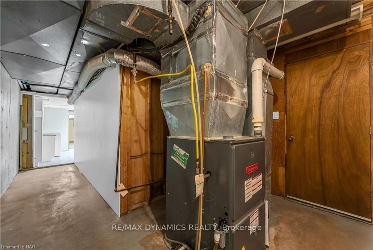 160 WOODSIDE Dr St. Catharines 160 WOODSIDE Dr St. Catharines