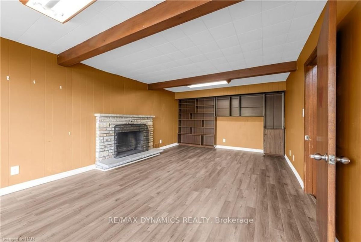 160 WOODSIDE Dr St. Catharines 160 WOODSIDE Dr St. Catharines