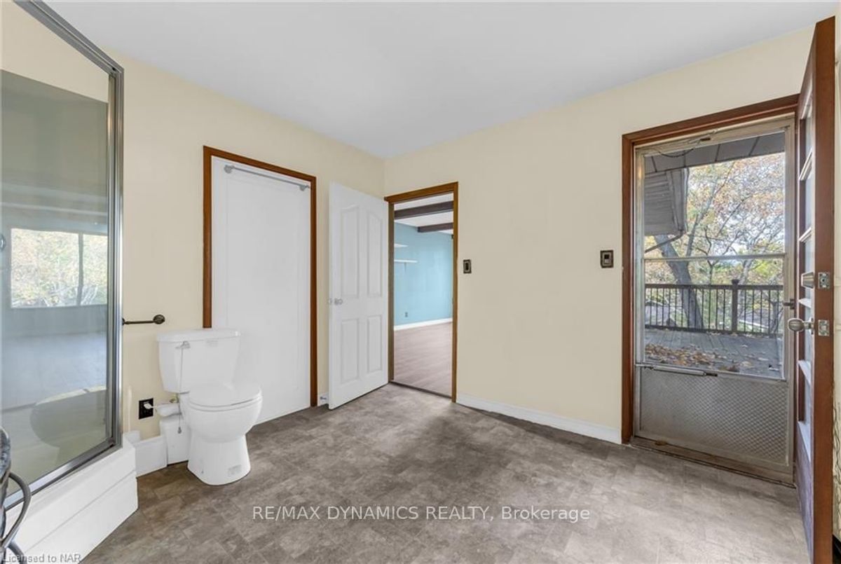 160 WOODSIDE Dr St. Catharines 160 WOODSIDE Dr St. Catharines