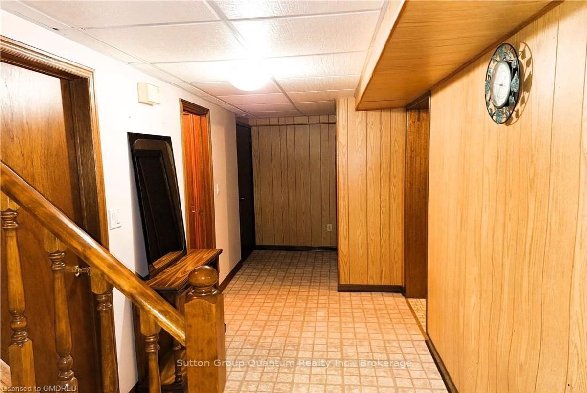 21 DRURY Cres St. Catharines 21 DRURY Cres St. Catharines