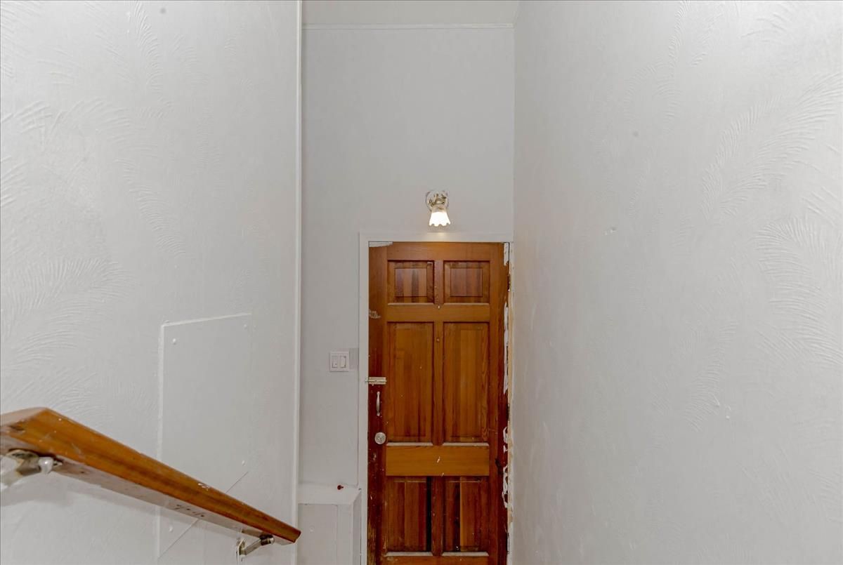 img-gallery