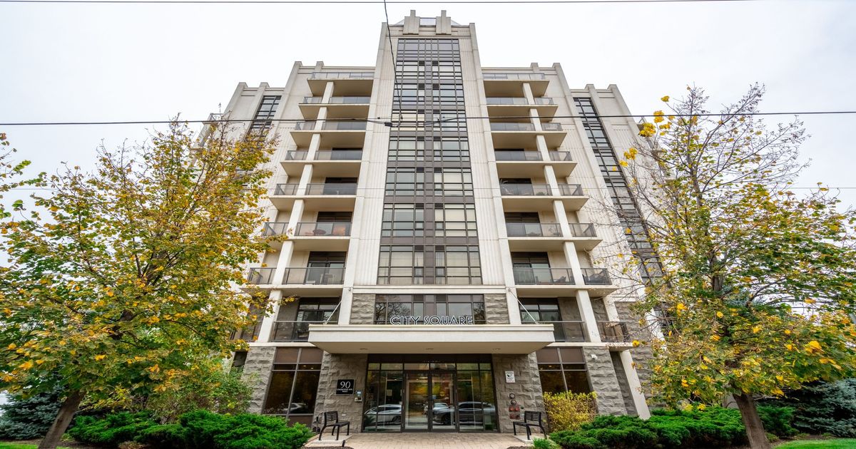 90 Charlton Avenue W Hamilton