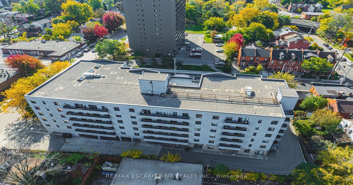 175 Hunter St E Hamilton