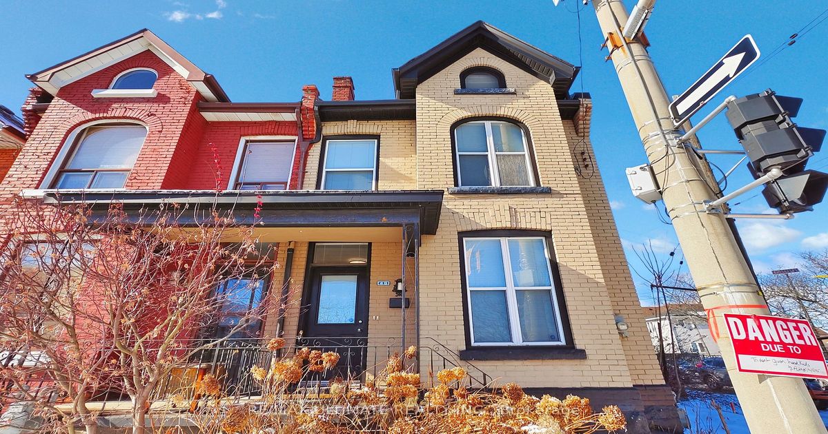 49 Wentworth Street N Hamilton