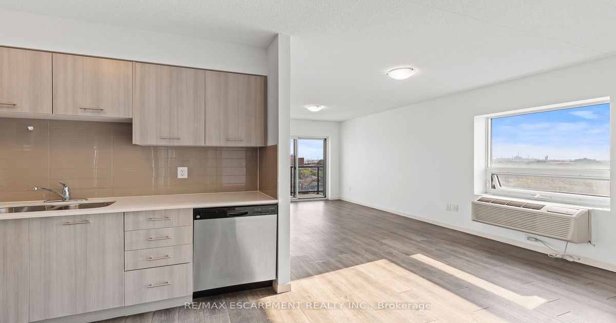 220 Cannon Street E Hamilton