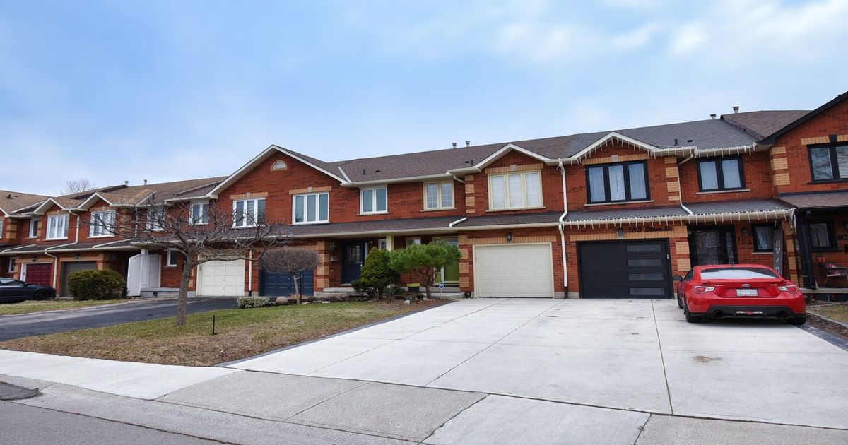 151 Dicenzo Drive Hamilton