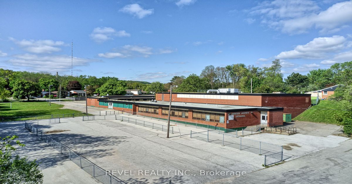45 Randall Ave Hamilton