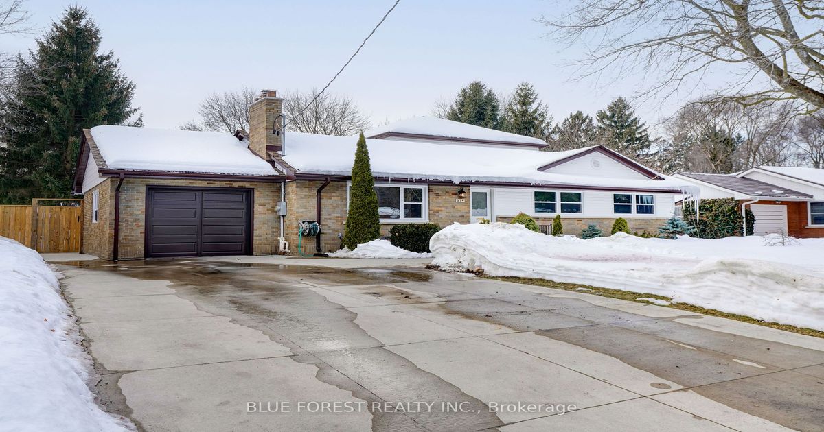 574 Oakridge Drive London