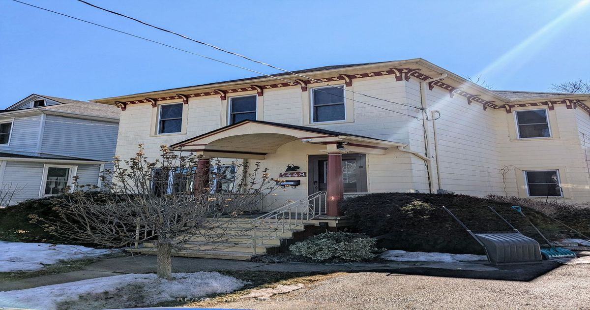 4448 ELLIS Street N Niagara Falls
