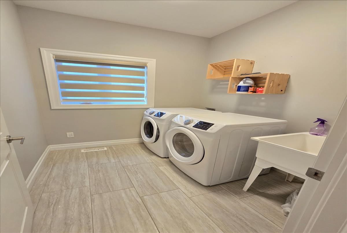 2587 Sheffield Boulevard London 2587 Sheffield Boulevard London