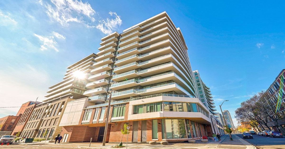 212 King WIlliam Street Hamilton