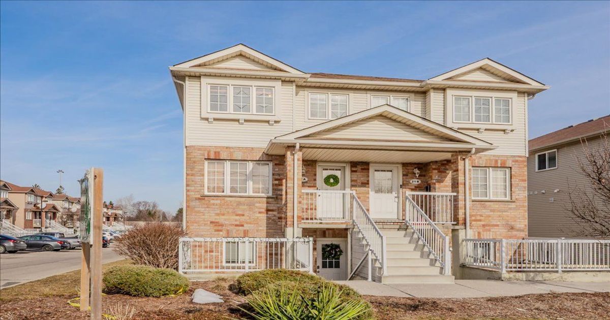 50 Howe Drive Kitchener