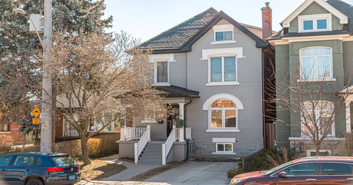 21 Murray Street W Hamilton