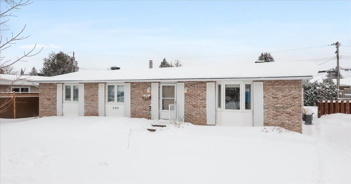 320 Reynolds Drive Orleans - Cumberland and Area